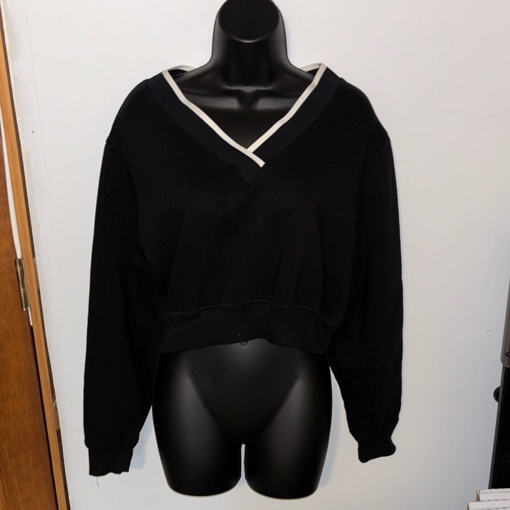 NWOT PINK Victoria's Secret Cropped Sweatshirt